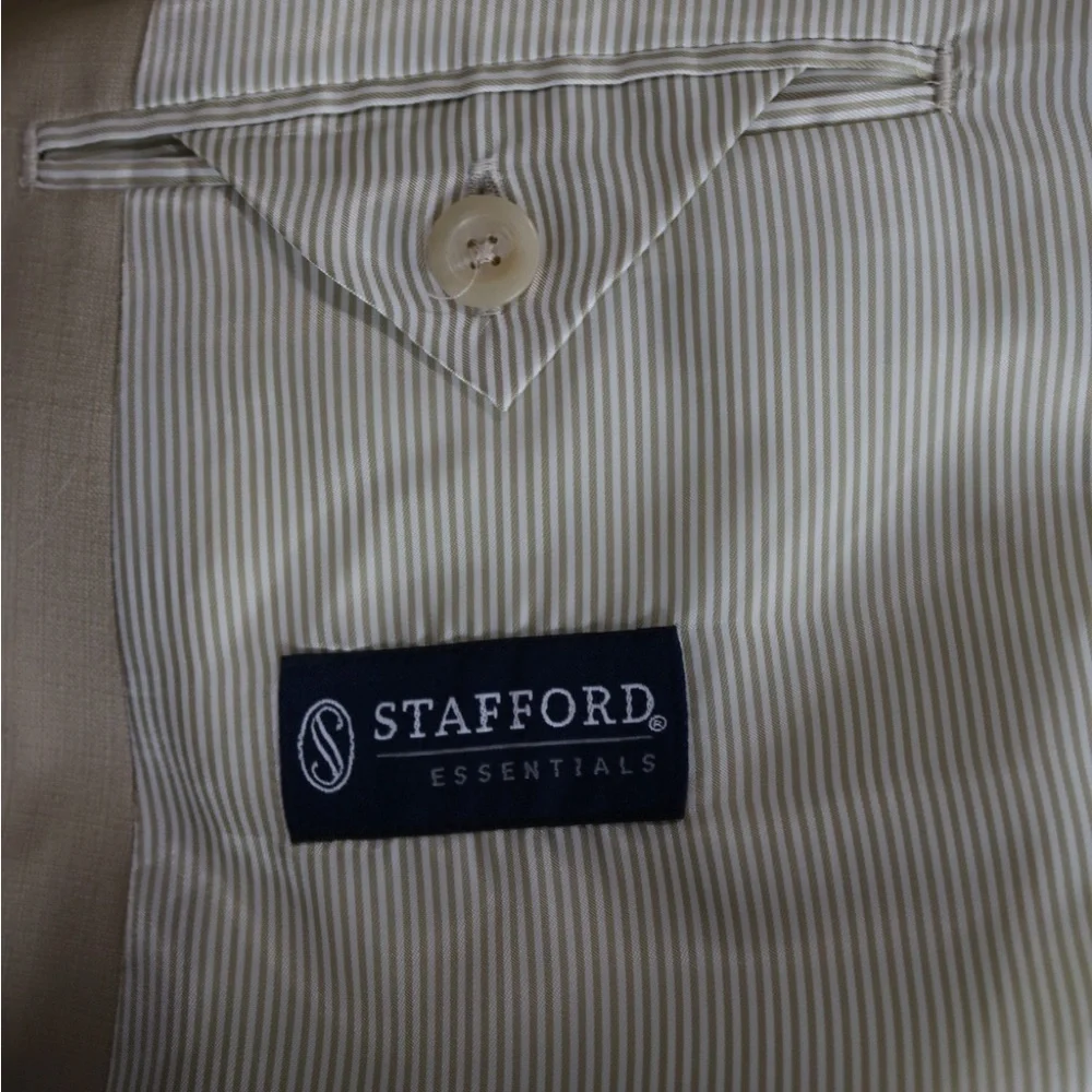 Stafford Men's Beige Polyester Rayon Sport two button Coat Blazer Size 46R
